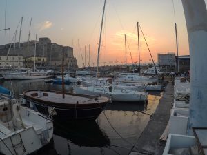 itinerario a piedi alla scoperta del centro di napoli