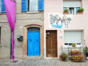 murales su casa rosa